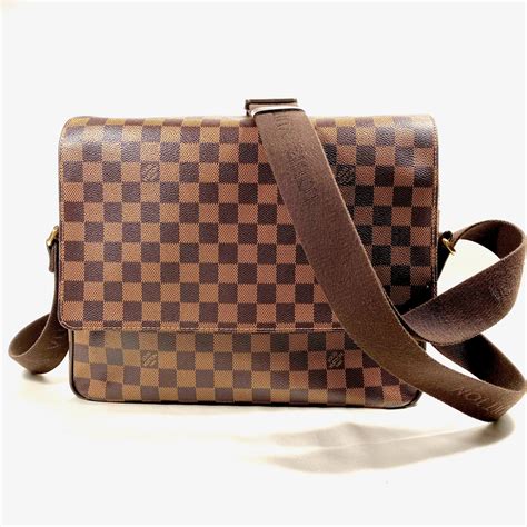 sachoche louis vuitton|sacoche Louis Vuitton messenger mm.